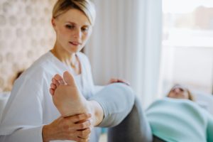 Suing For Slip And Fall Injuries On Icy Sidewalks  300x200