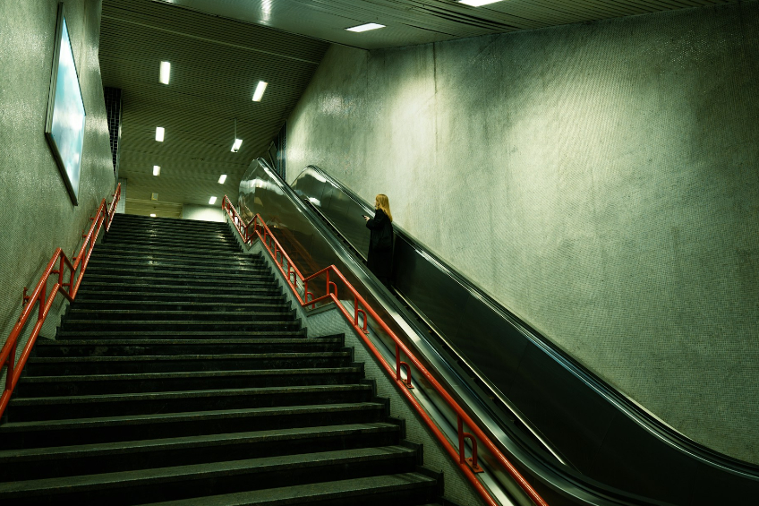 Accidents Caused by Poor Lighting in Parking Lots and Stairwells