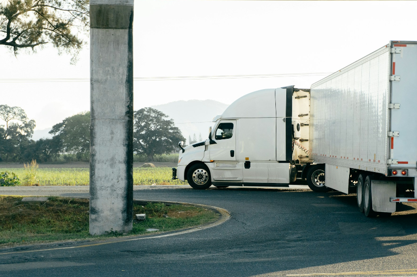 Why Truck Accident Cases Are More Complex Than Regular Car Accident Claims